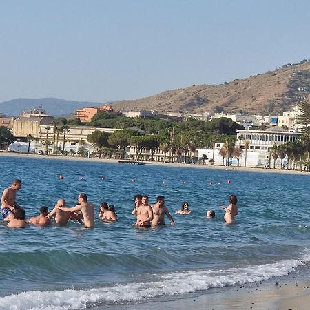 Loft Magna Grecia Reggio Calabria Centro Storico A 3 Minuti A Piedi Dal Mare Διαμέρισμα Εξωτερικό φωτογραφία