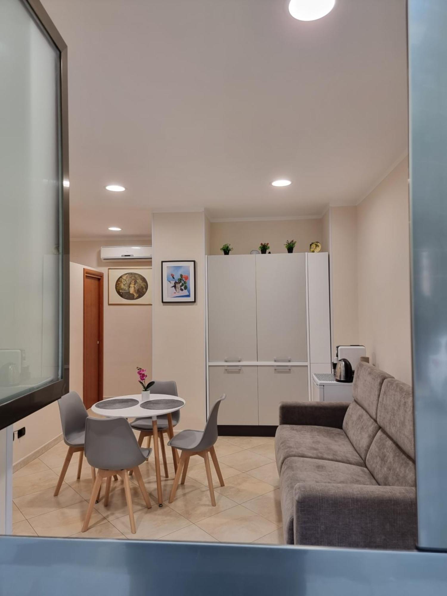 Loft Magna Grecia Reggio Calabria Centro Storico A 3 Minuti A Piedi Dal Mare Διαμέρισμα Εξωτερικό φωτογραφία