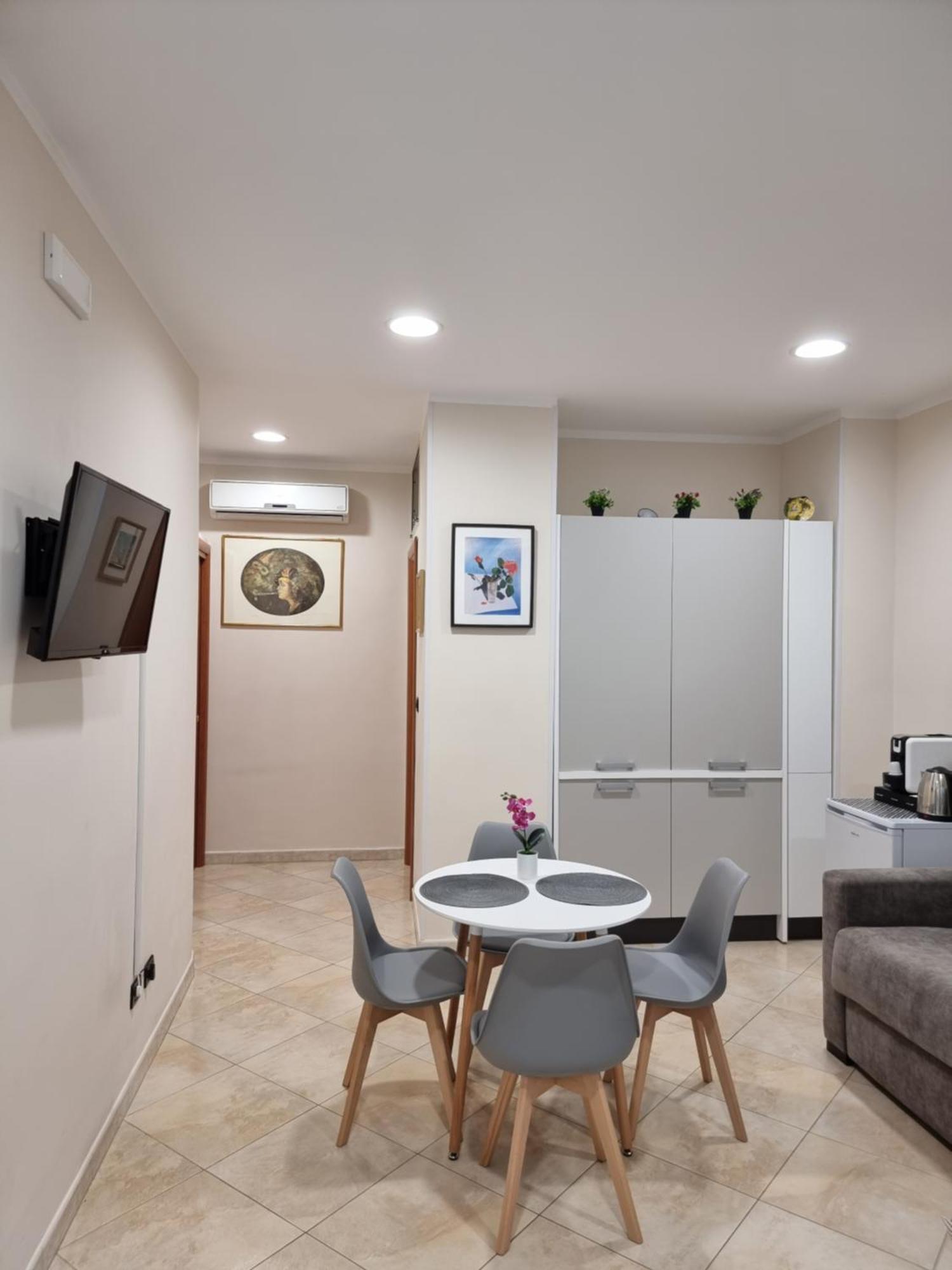 Loft Magna Grecia Reggio Calabria Centro Storico A 3 Minuti A Piedi Dal Mare Διαμέρισμα Εξωτερικό φωτογραφία