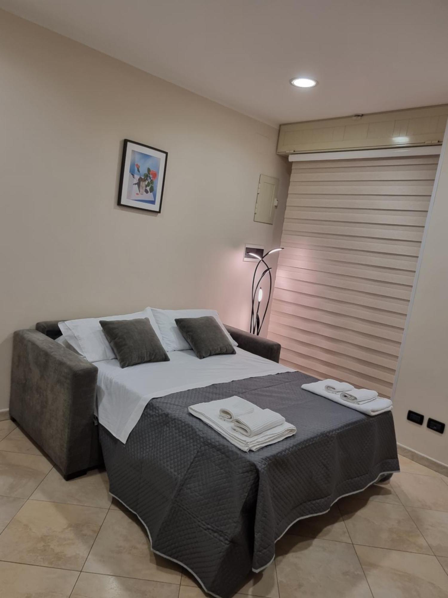 Loft Magna Grecia Reggio Calabria Centro Storico A 3 Minuti A Piedi Dal Mare Διαμέρισμα Εξωτερικό φωτογραφία